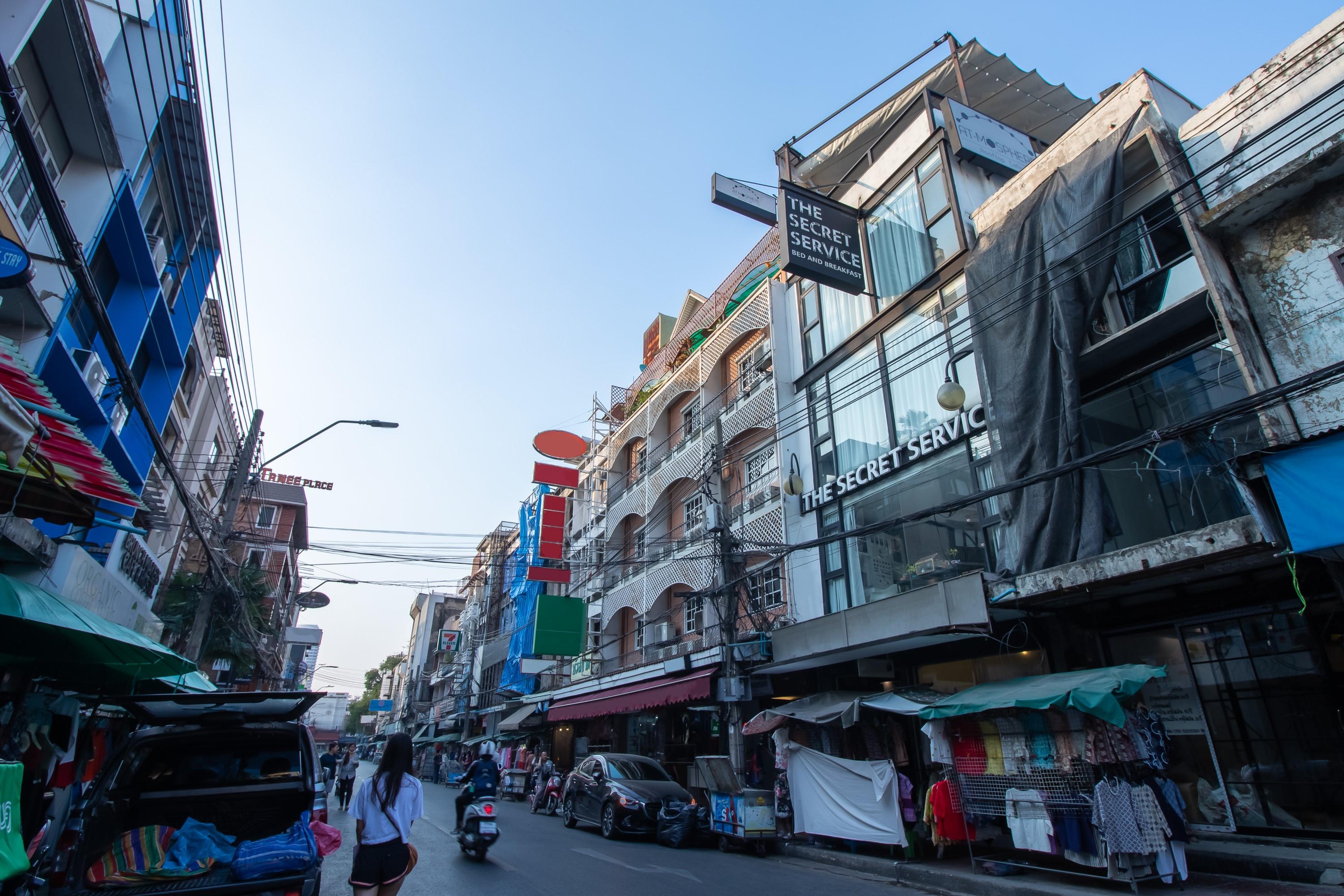 The Secret Service Bangkok Buitenkant foto