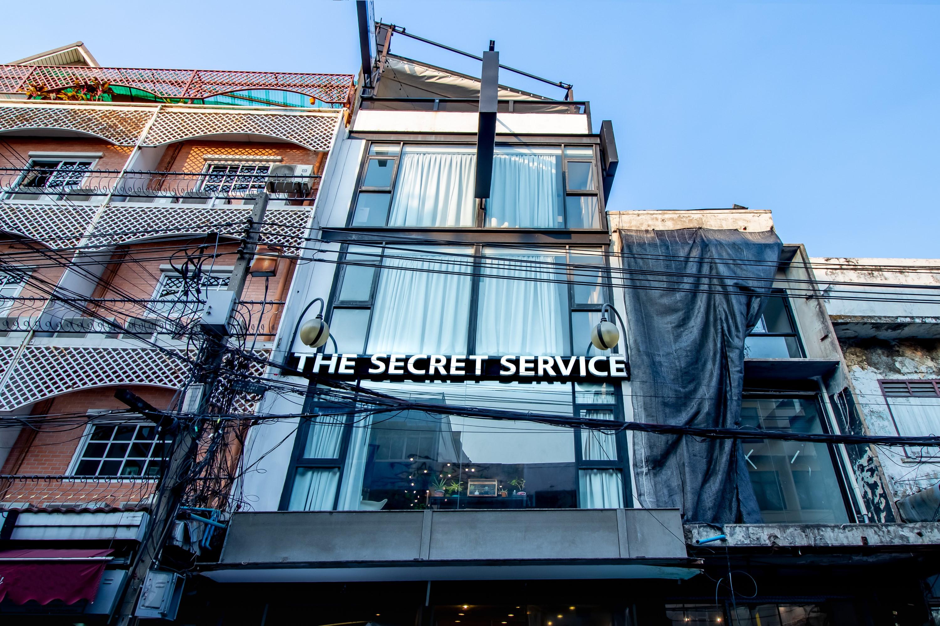 The Secret Service Bangkok Buitenkant foto